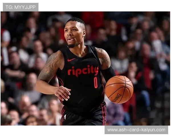 利拉德突破分球,开拓者打出团队攻势